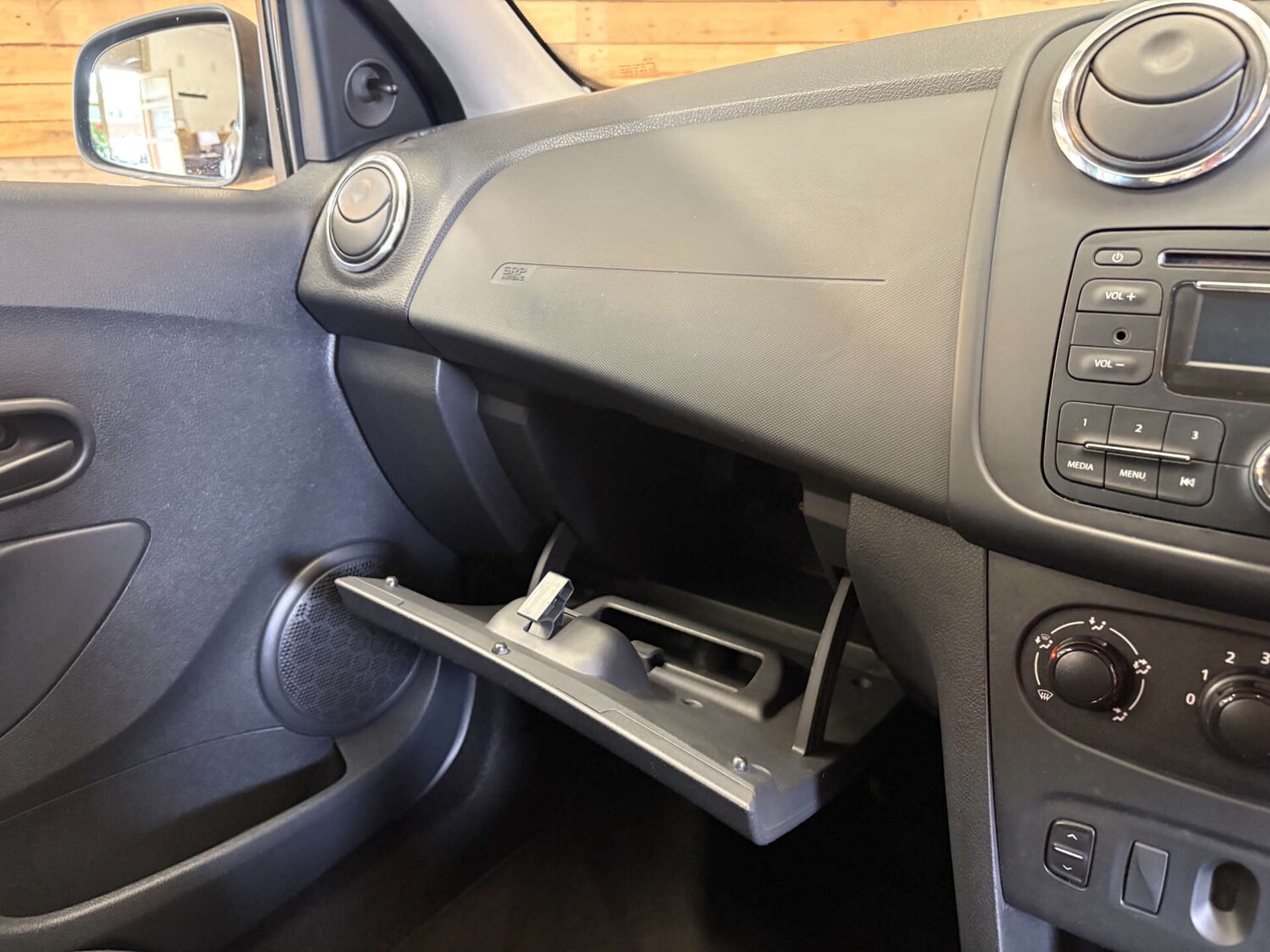 Used Dacia Sandero 2016 for sale - 76133775: Photo 19