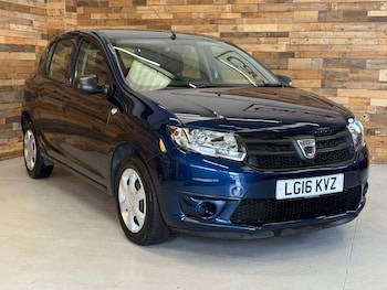 Used Dacia Sandero 2016 for sale - 76133775: Photo