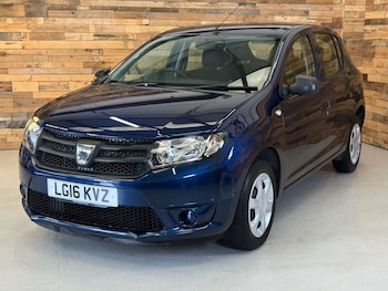 Used Dacia Sandero 2016 for sale - 76133775: Photo
