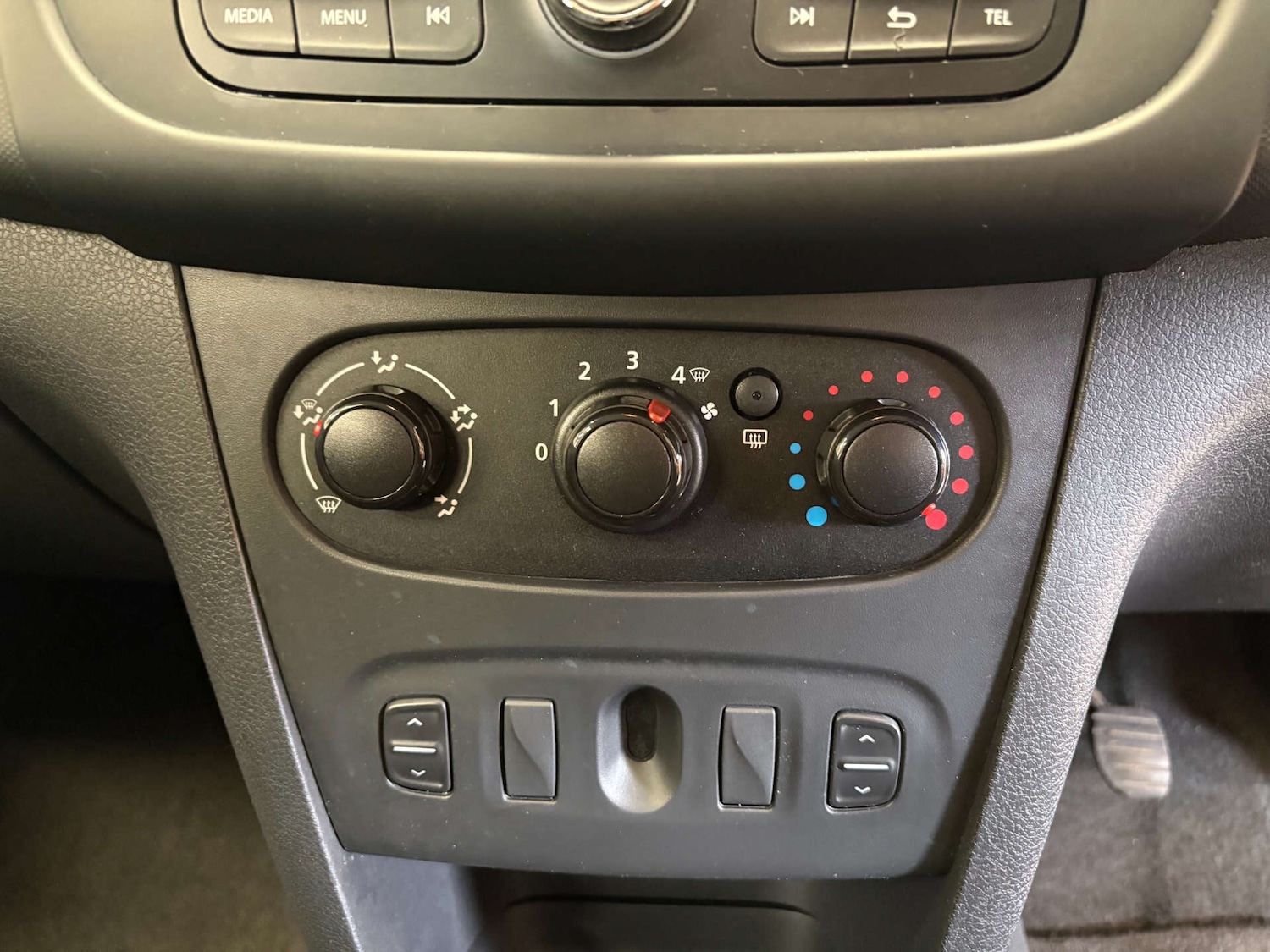 Used Dacia Sandero 2016 for sale - 76133775: Photo 46