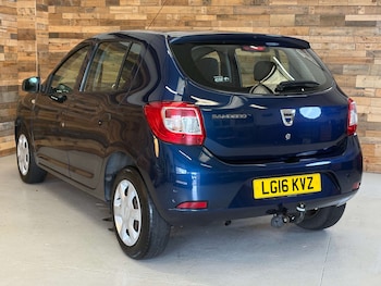 Used Dacia Sandero 2016 for sale - 76133775: Photo