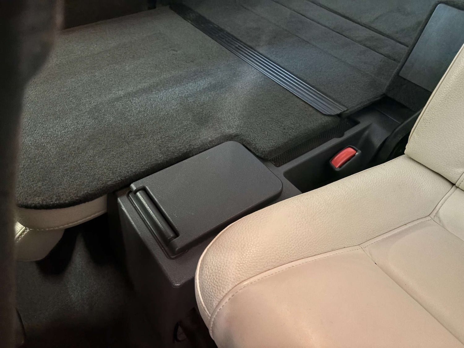 Used Volvo XC90 2011 for sale - 76879538: Photo 11