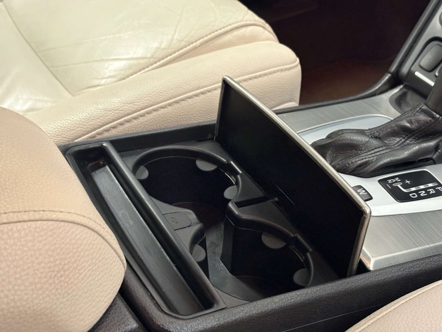 Used Volvo XC90 2011 for sale - 76879538: Photo 44