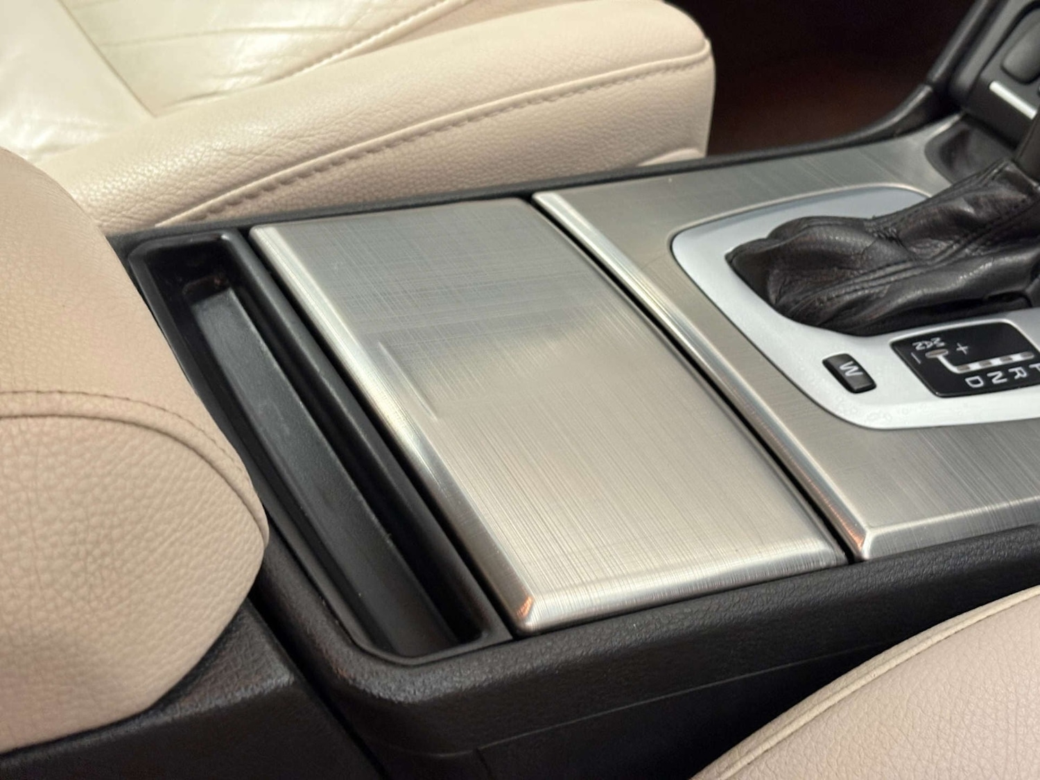 Used Volvo XC90 2011 for sale - 76879538: Photo 45