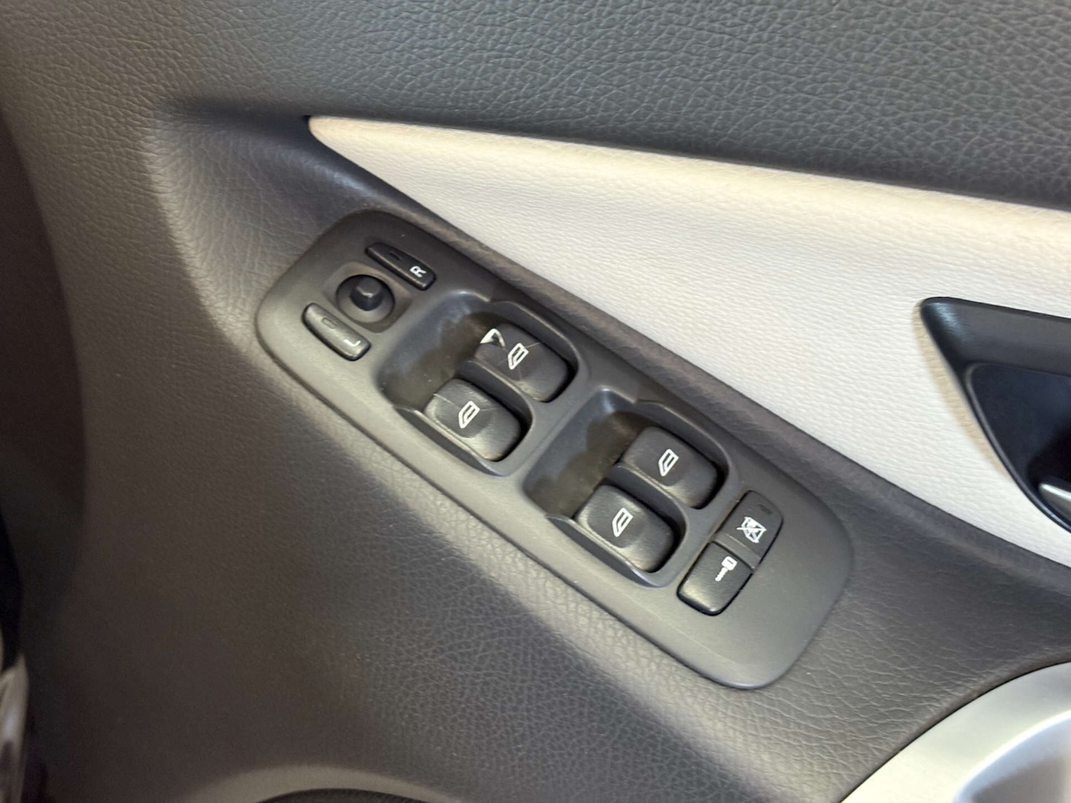 Used Volvo XC90 2011 for sale - 76879538: Photo 53