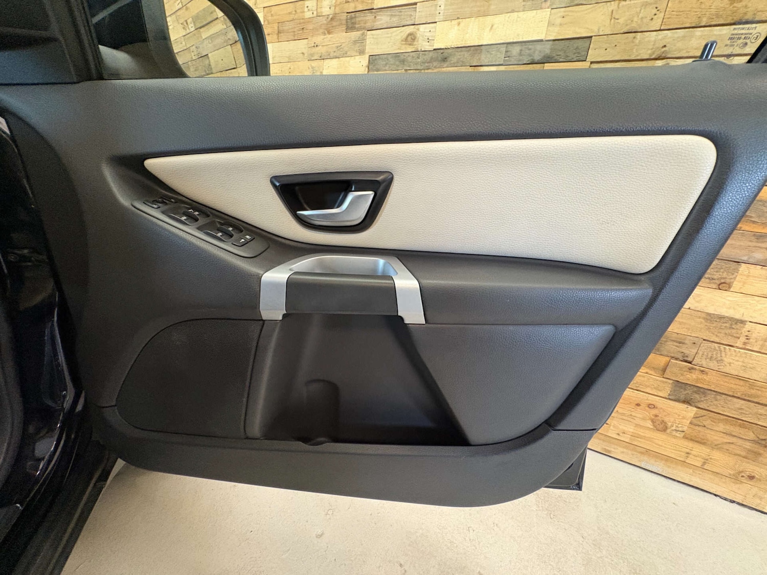 Used Volvo XC90 2011 for sale - 76879538: Photo 67