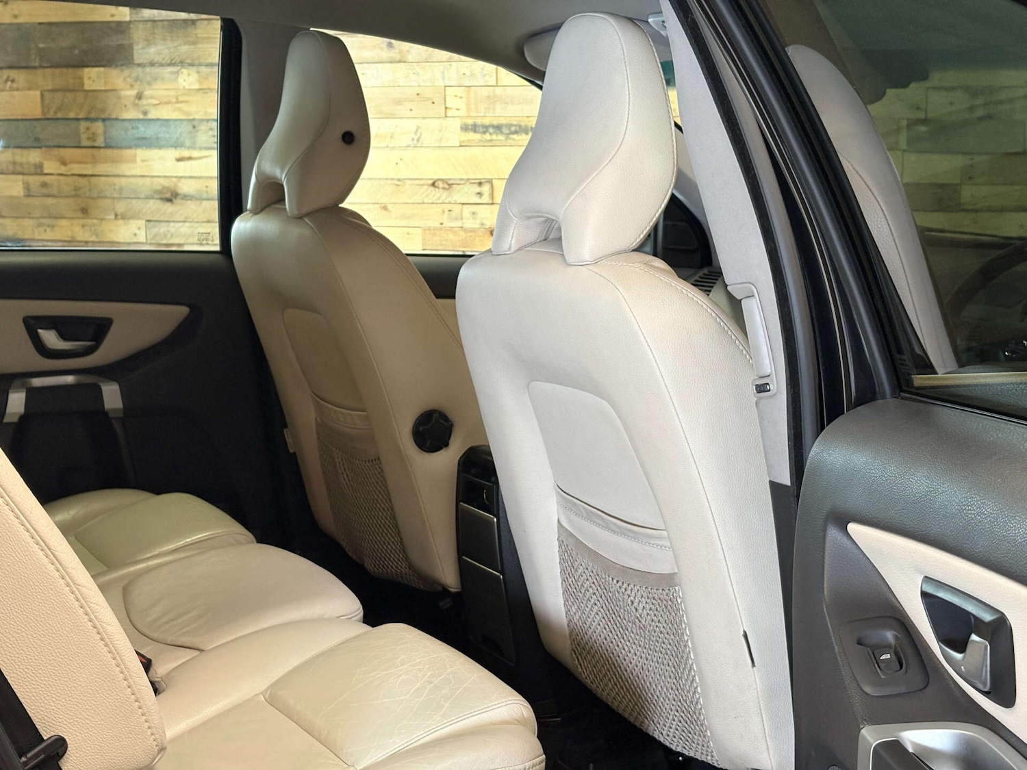 Used Volvo XC90 2011 for sale - 76879538: Photo 93