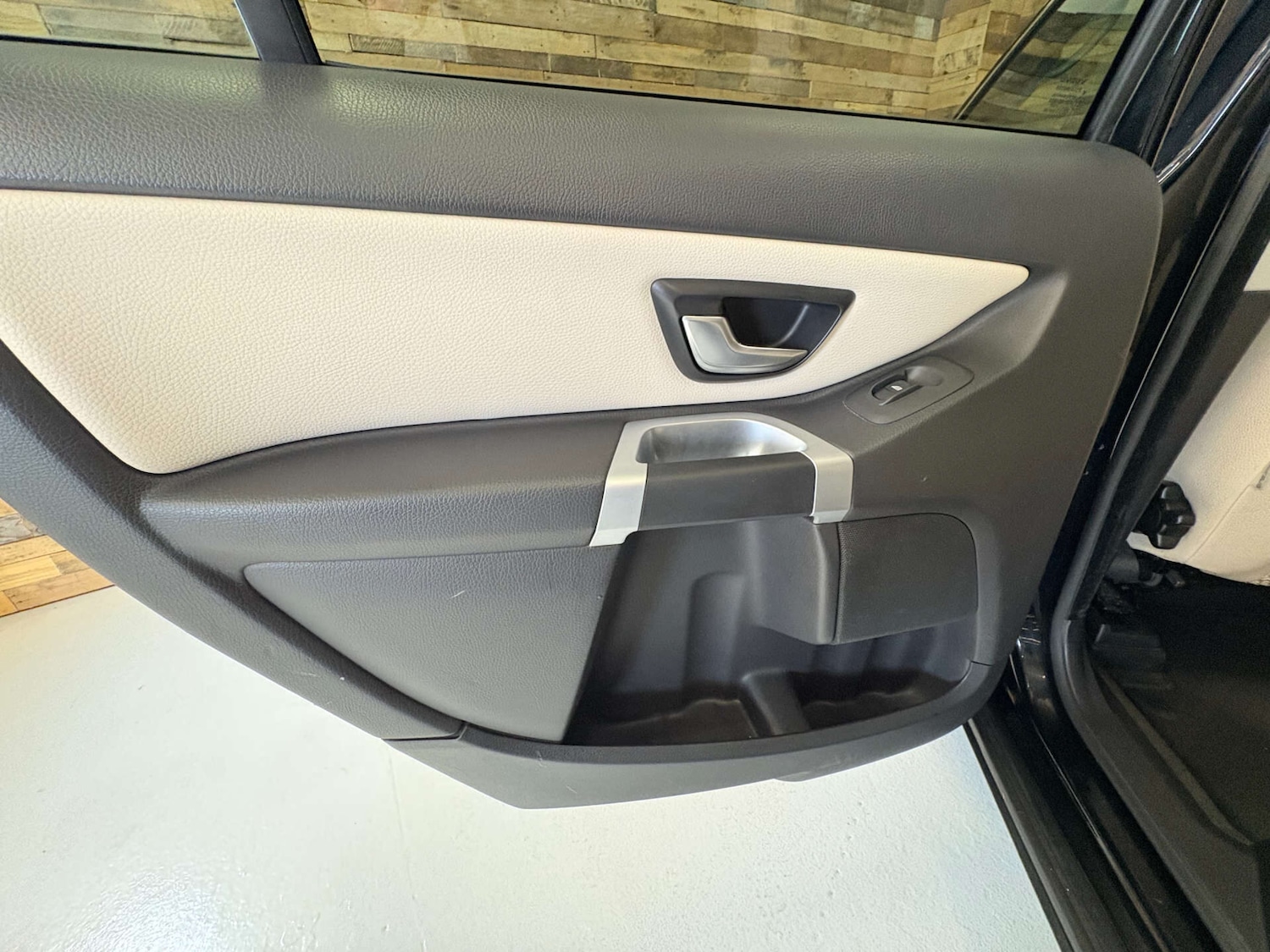 Used Volvo XC90 2011 for sale - 76879538: Photo 94