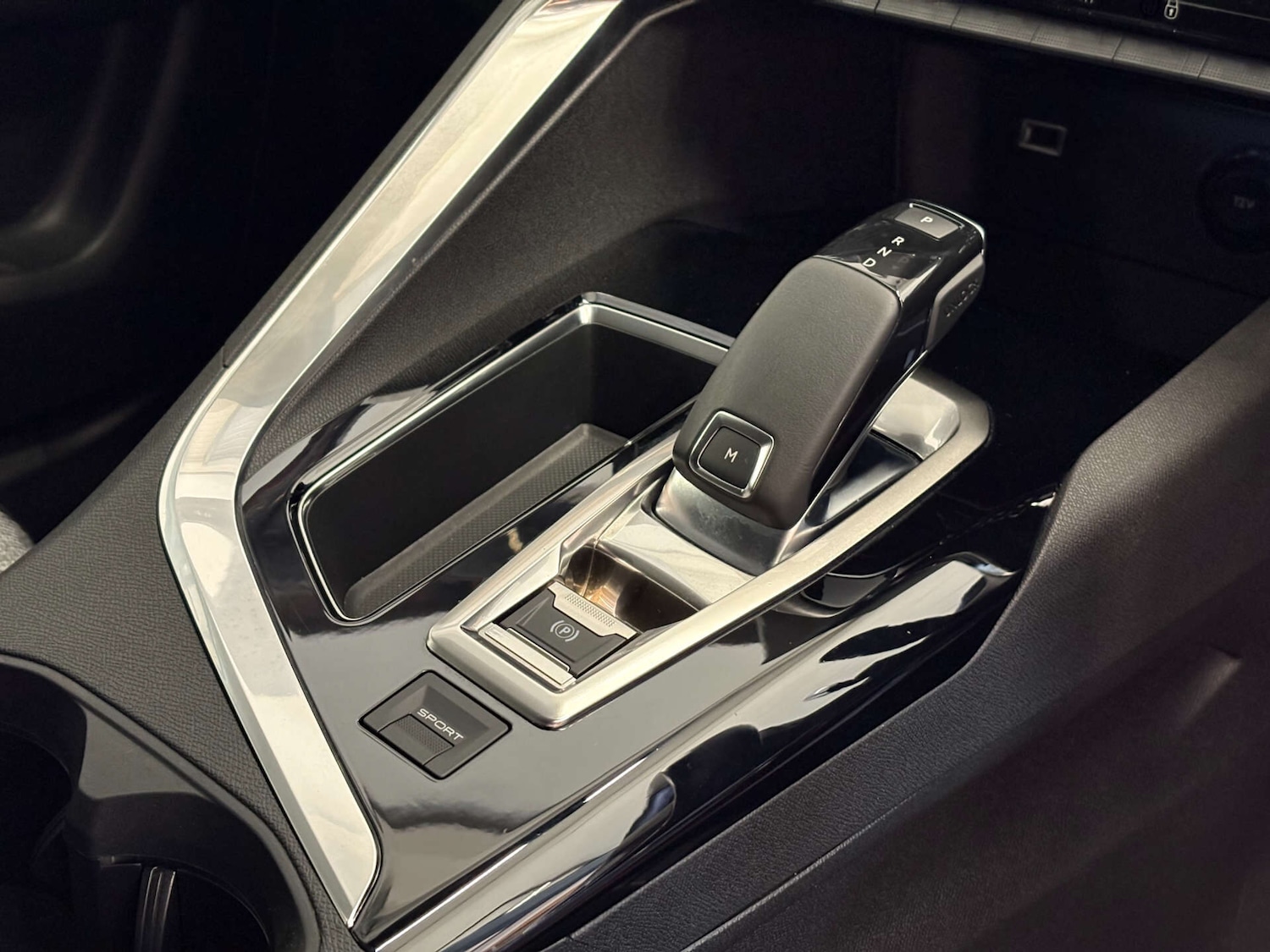 Used Peugeot 3008 2018 for sale - 76819792: Photo 29