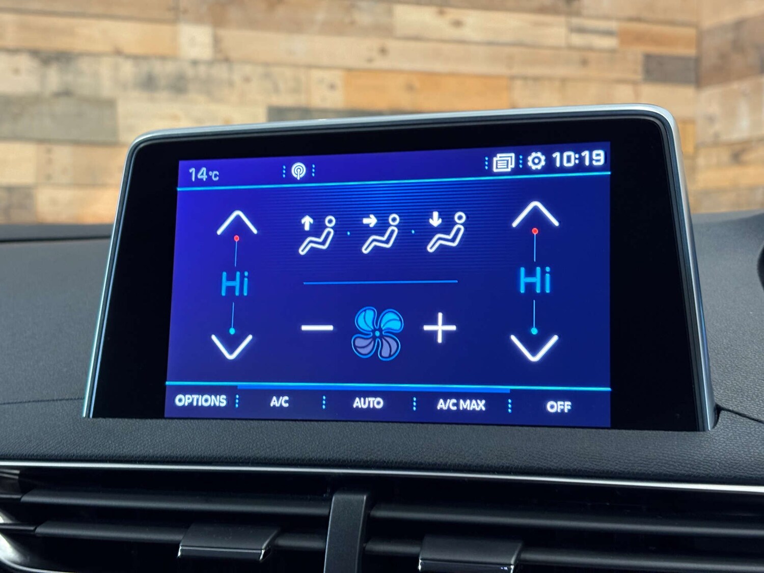 Used Peugeot 3008 2018 for sale - 76819792: Photo 37