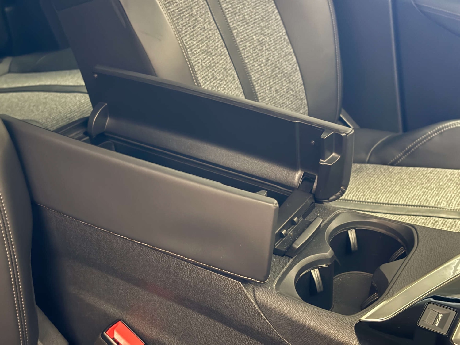 Used Peugeot 3008 2018 for sale - 76819792: Photo 39