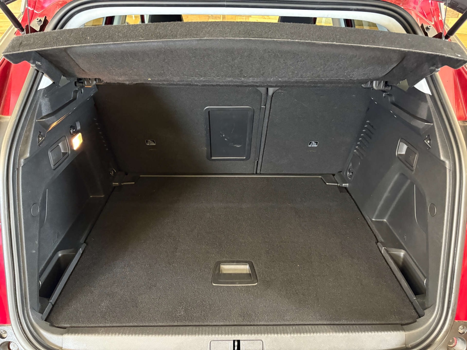 Used Peugeot 3008 2018 for sale - 76819792: Photo 47