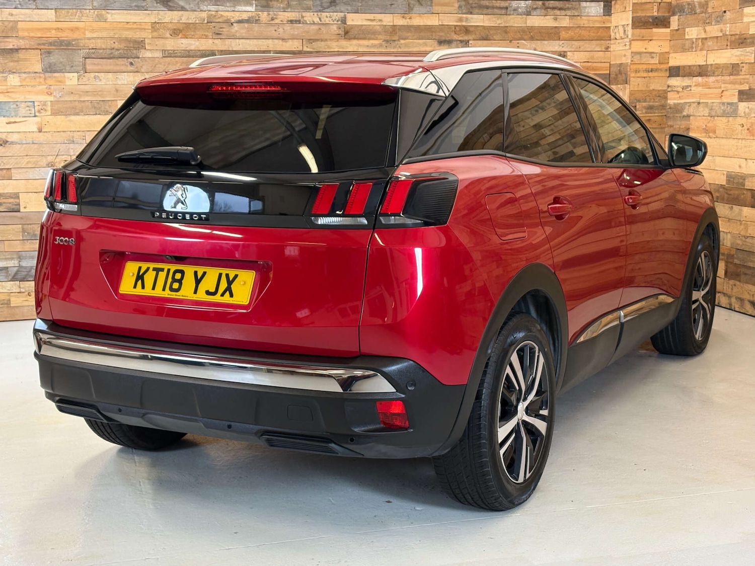 Used Peugeot 3008 2018 for sale - 76819792: Photo 6