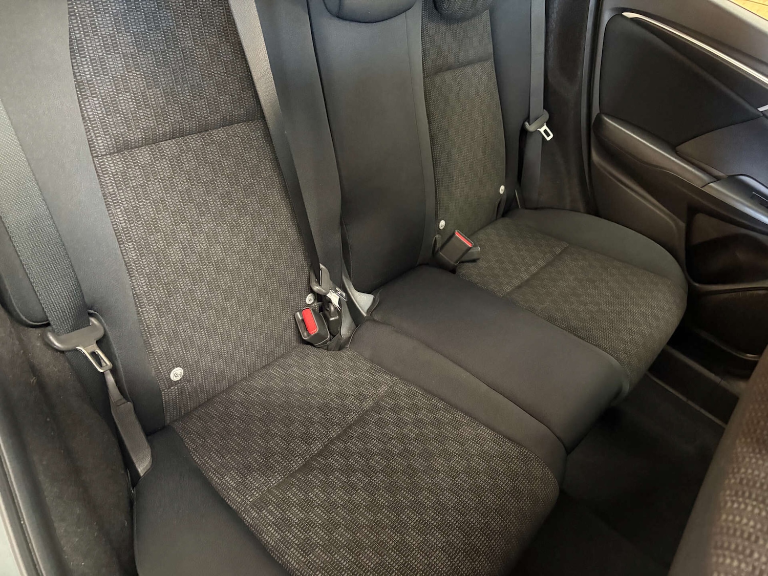 Used Honda Jazz 2016 for sale - 76783102: Photo 18