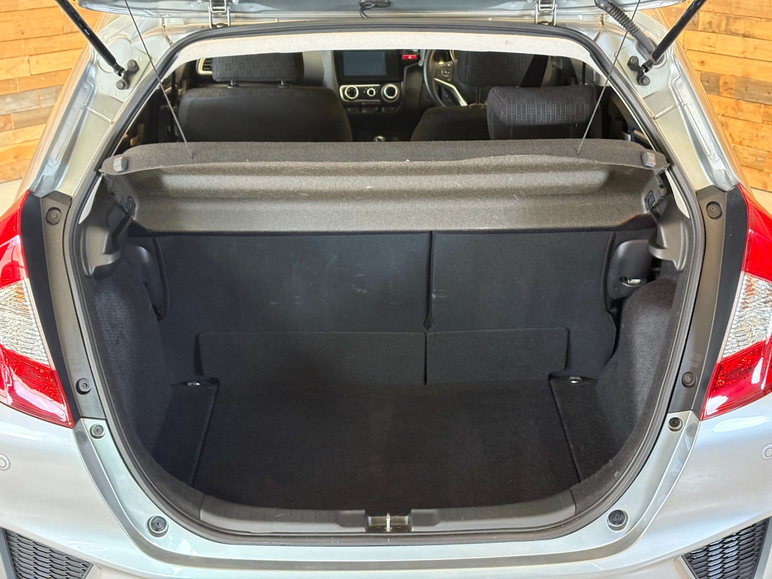 Used Honda Jazz 2016 for sale - 76783102: Photo 30