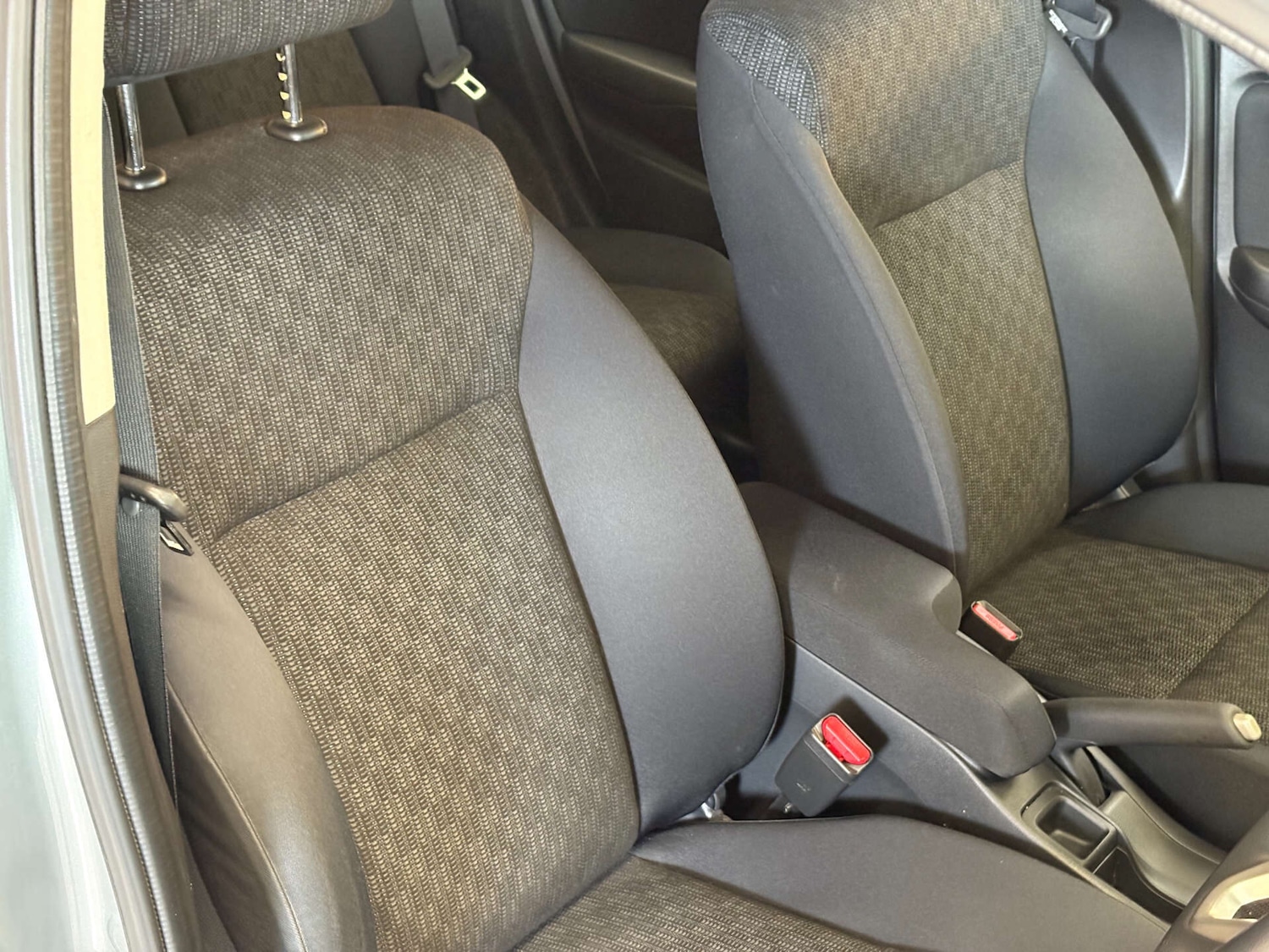 Used Honda Jazz 2016 for sale - 76783102: Photo 40