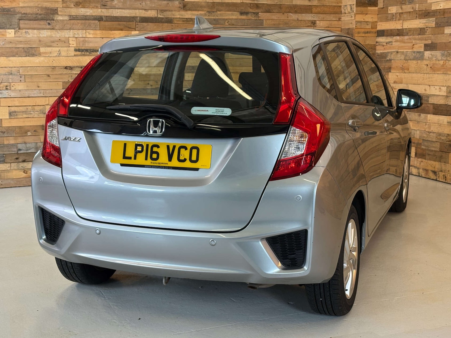 Used Honda Jazz 2016 for sale - 76783102: Photo 77