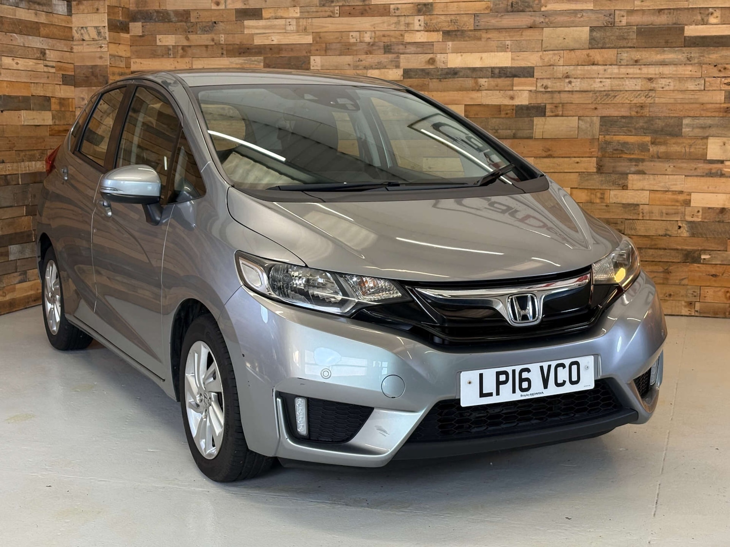 Used Honda Jazz 2016 for sale - 76783102: Photo 81