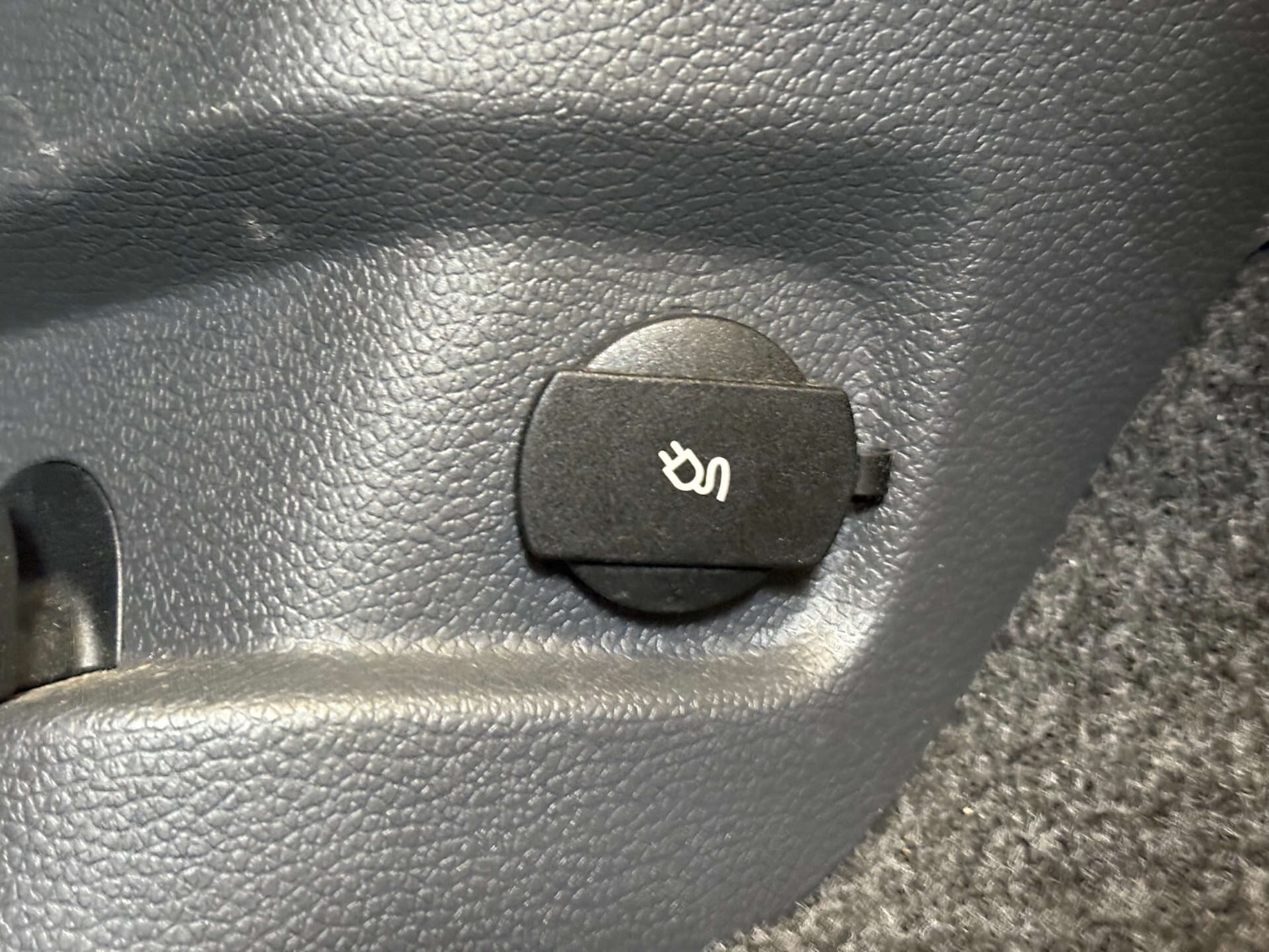 Used Volkswagen Golf 2007 for sale - 76985216: Photo 43