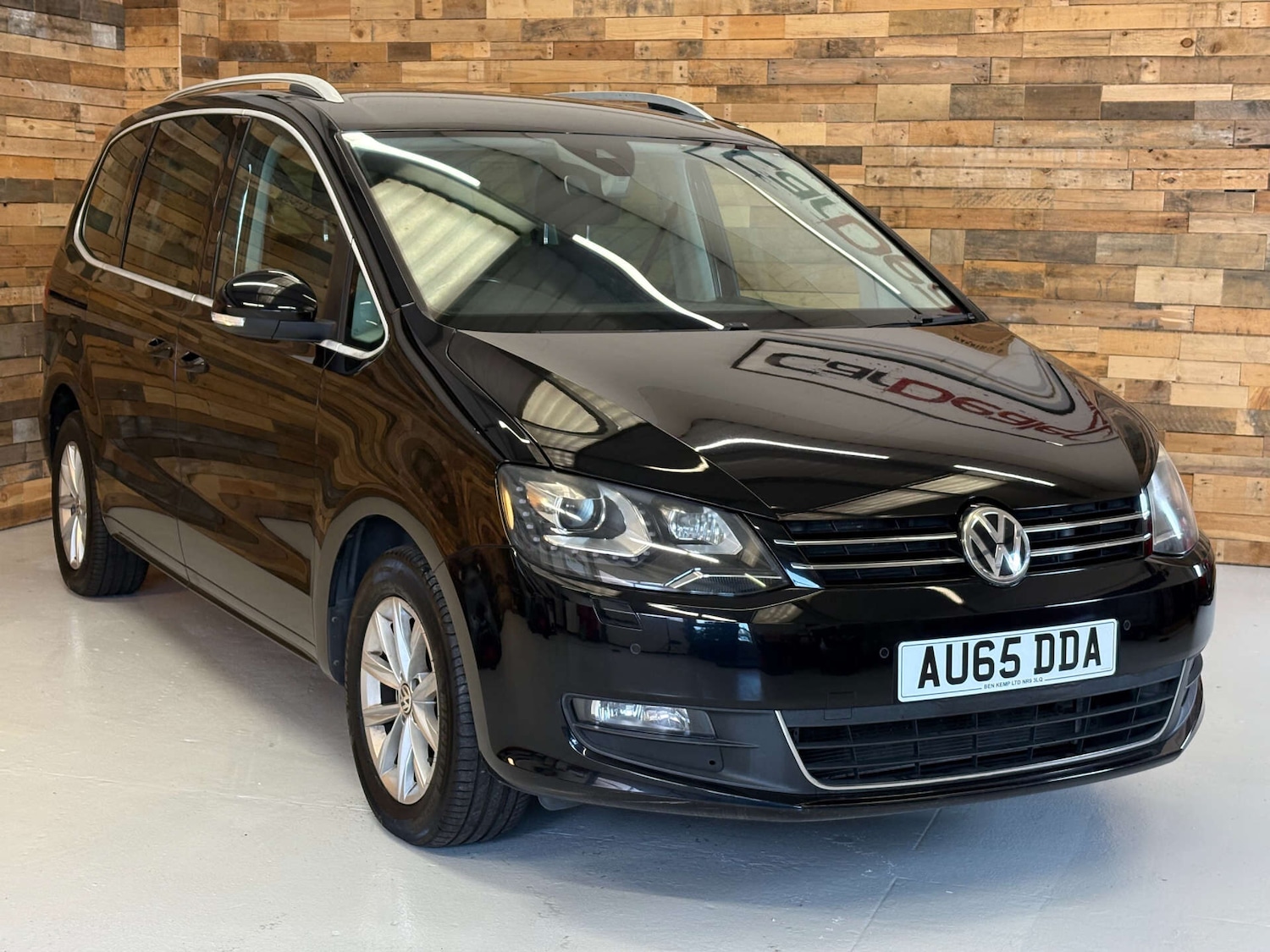 Used Volkswagen Sharan 2025 for sale - 76340410: Photo 1