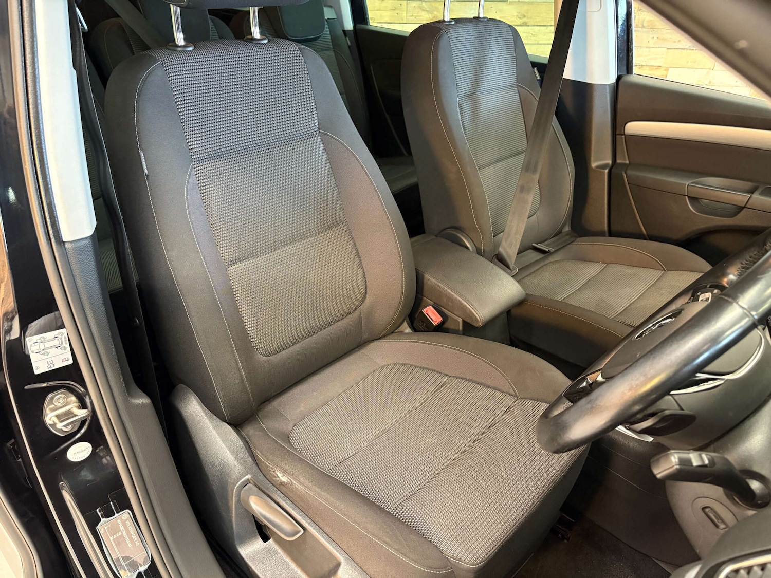 Used Volkswagen Sharan 2025 for sale - 76340410: Photo 15