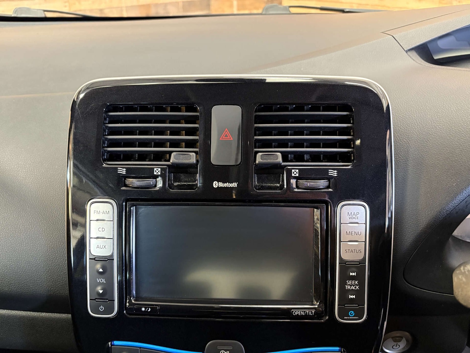 Used Nissan Leaf 2015 for sale - 76331198: Photo 32