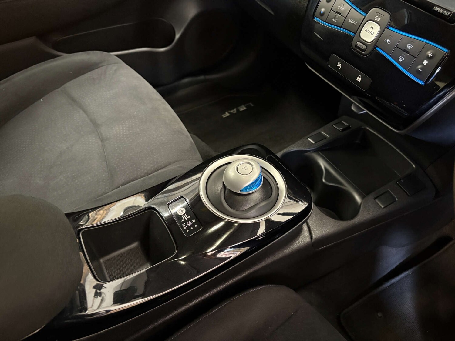 Used Nissan Leaf 2015 for sale - 76331198: Photo 41