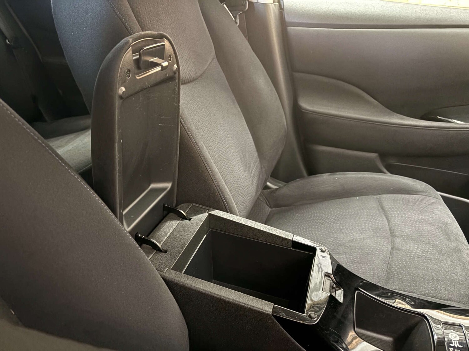 Used Nissan Leaf 2015 for sale - 76331198: Photo 74