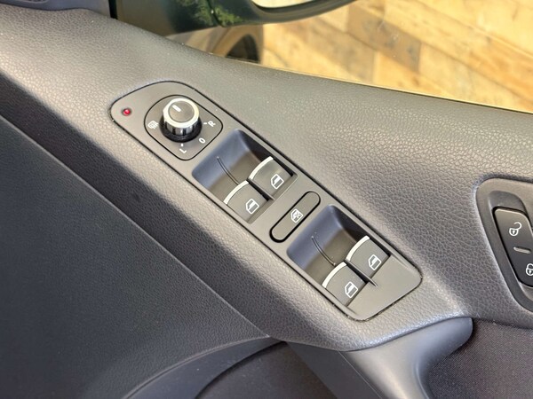 Used Volkswagen Tiguan 2013 for sale - 76232938: Photo 25