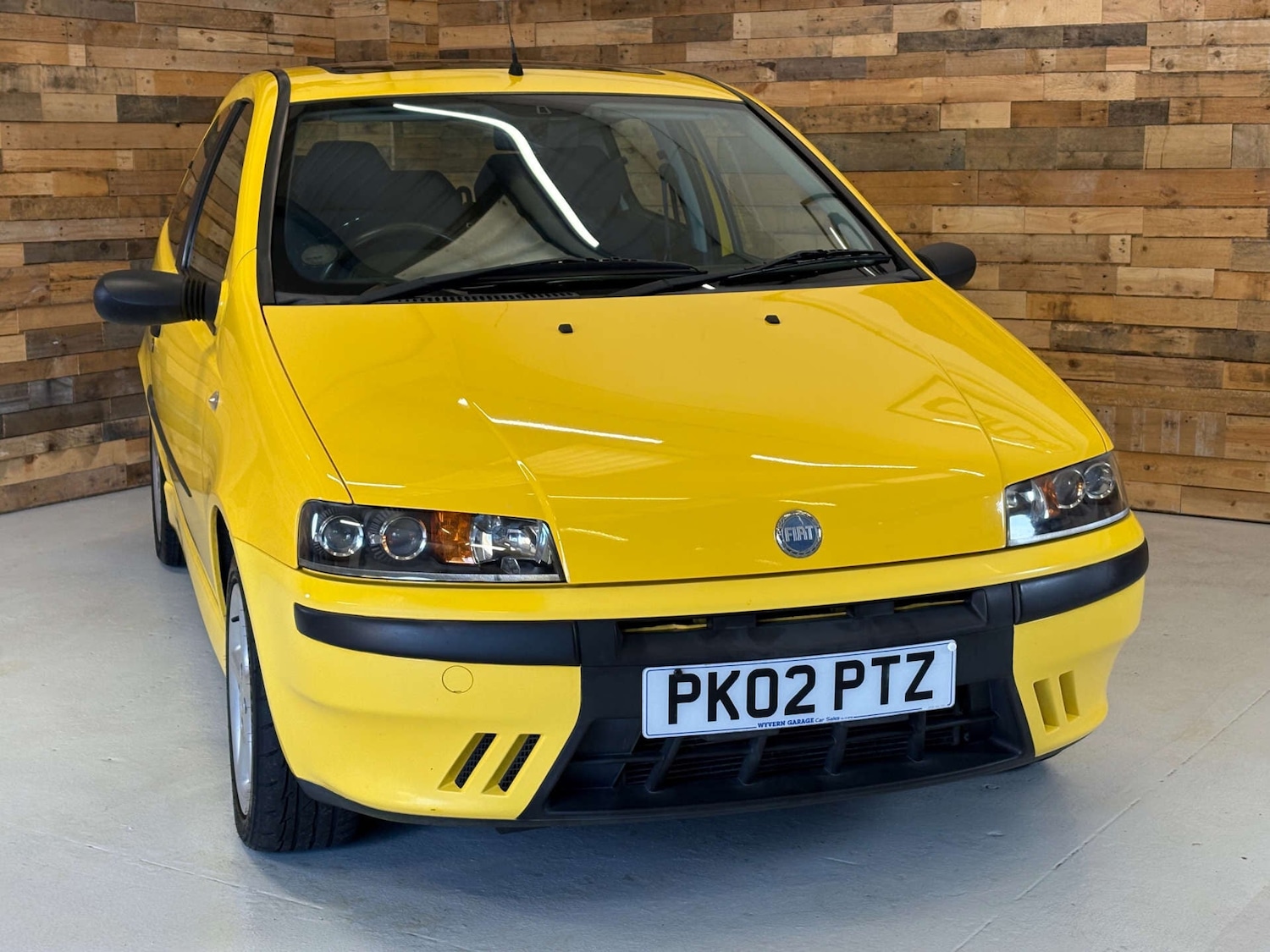 Used Fiat Punto 2002 for sale - 76931143: Photo 38