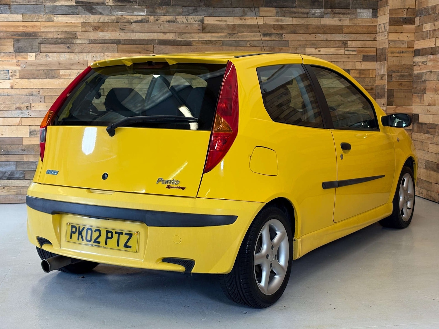 Used Fiat Punto 2002 for sale - 76931143: Photo 6