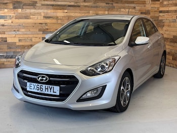 Used Hyundai i30 2016 for sale - 78735084: Photo