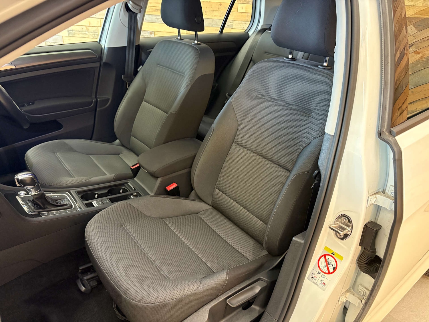 Used Volkswagen Golf 2019 for sale - 76569397: Photo 11