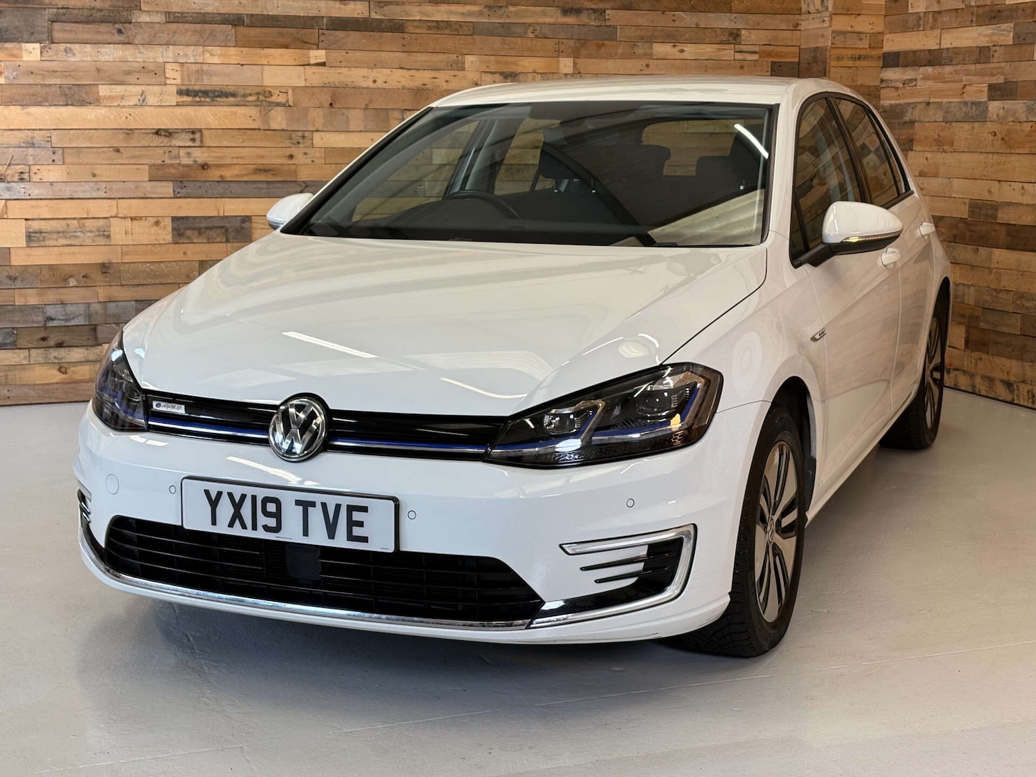 Used Volkswagen Golf 2019 for sale - 76569397: Photo 28