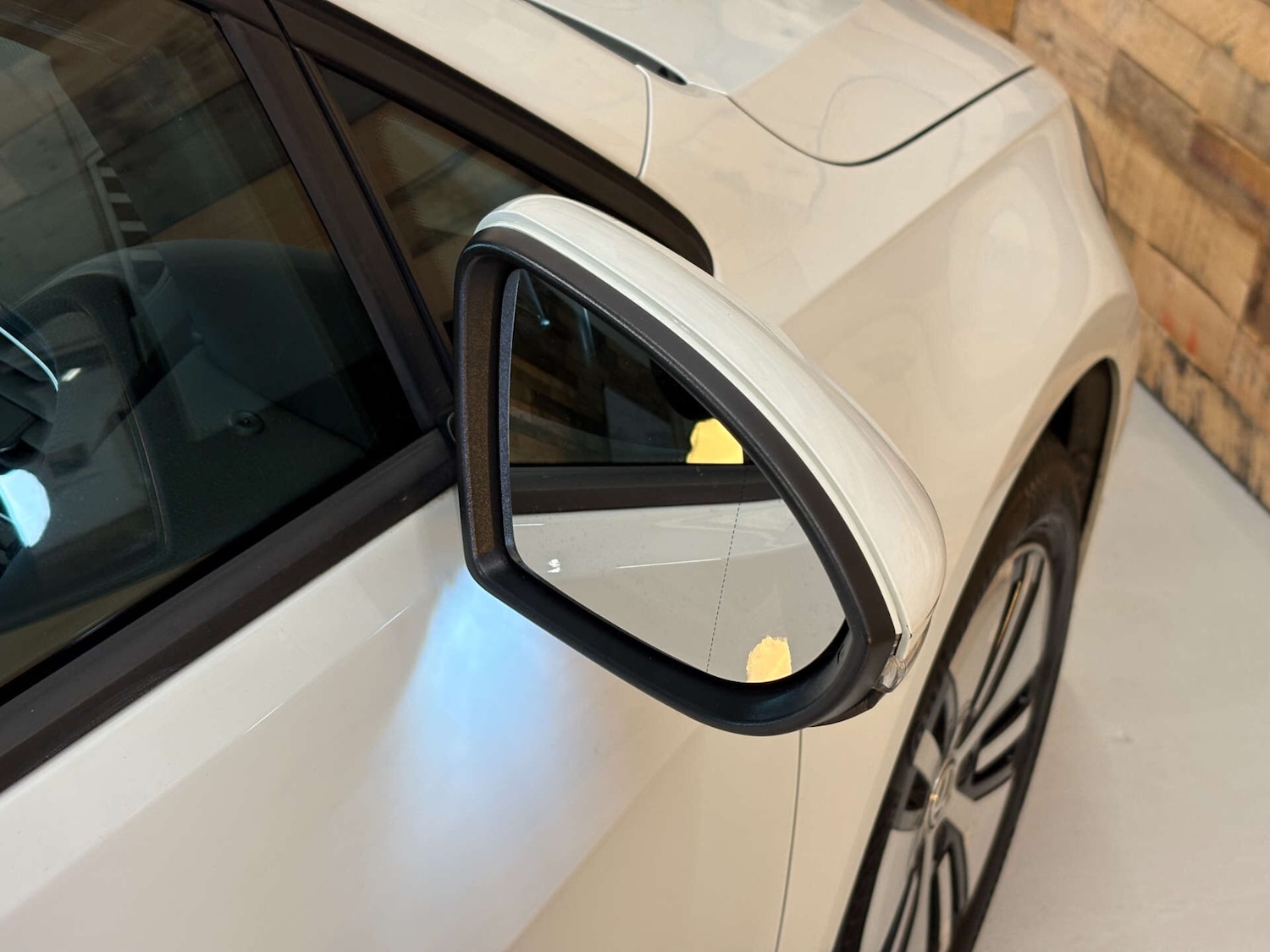 Used Volkswagen Golf 2019 for sale - 76569397: Photo 44