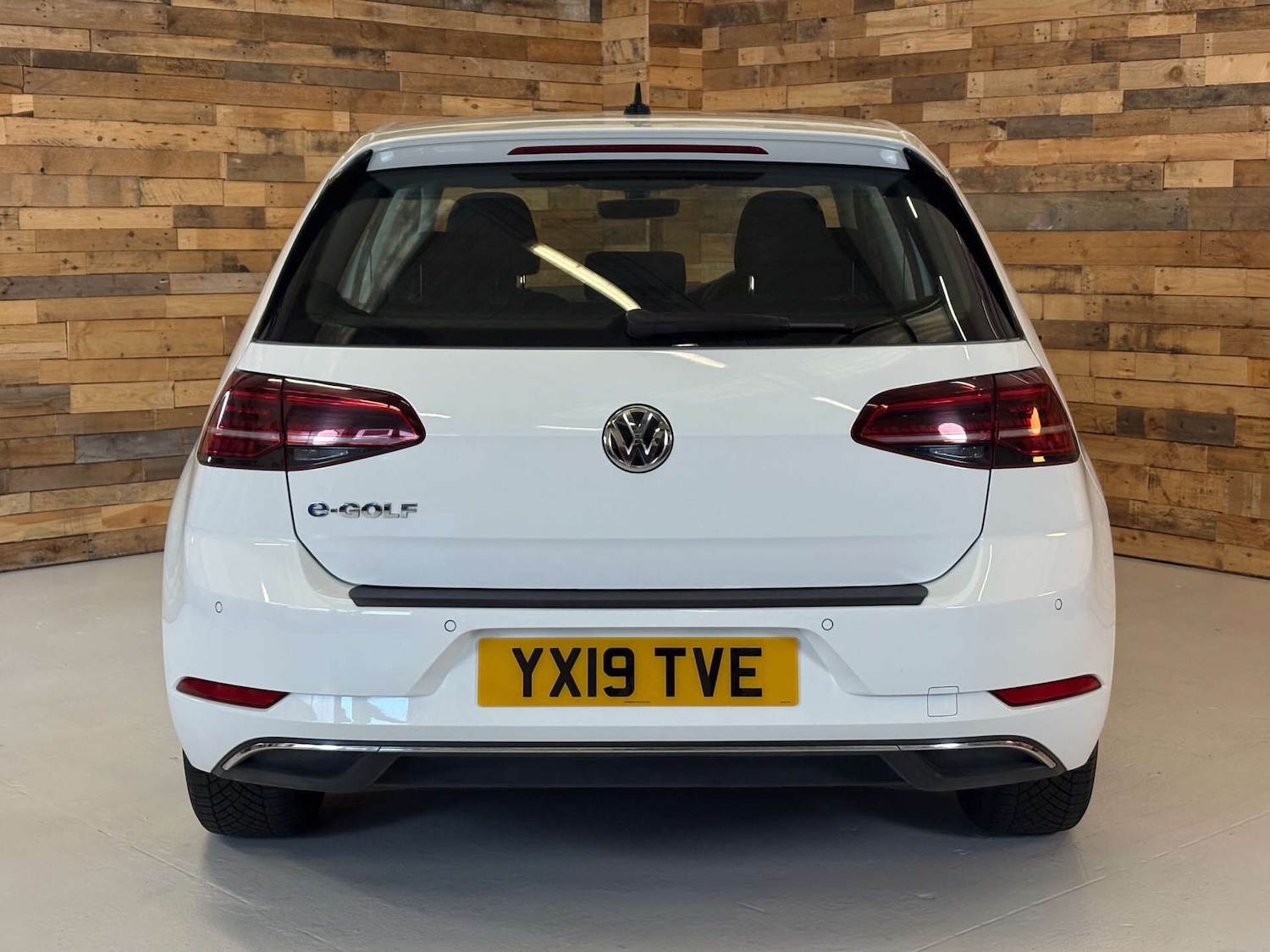 Used Volkswagen Golf 2019 for sale - 76569397: Photo 5