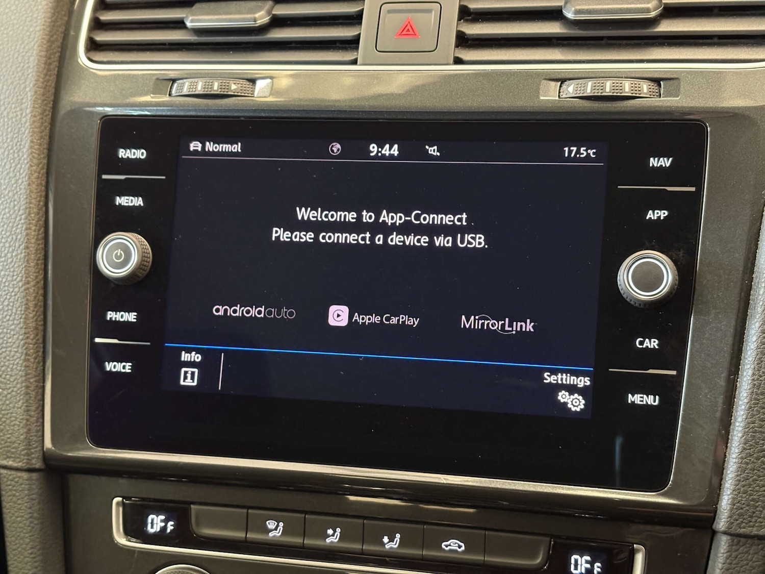 Used Volkswagen Golf 2019 for sale - 76569397: Photo 57