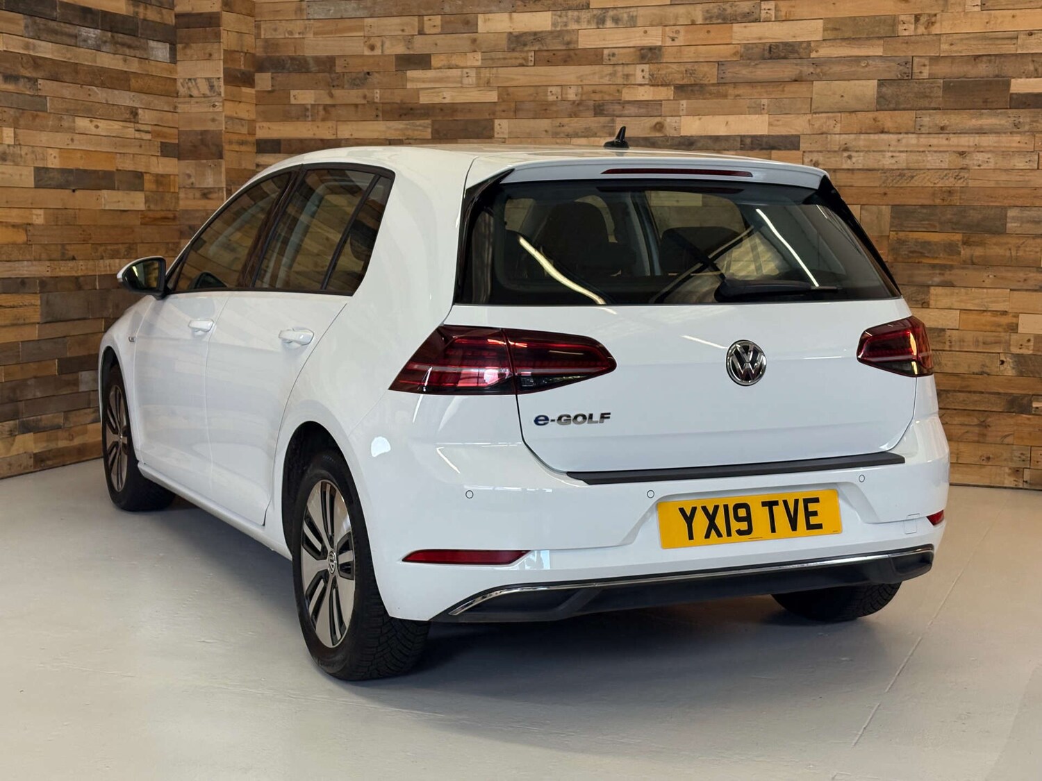 Used Volkswagen Golf 2019 for sale - 76569397: Photo 71