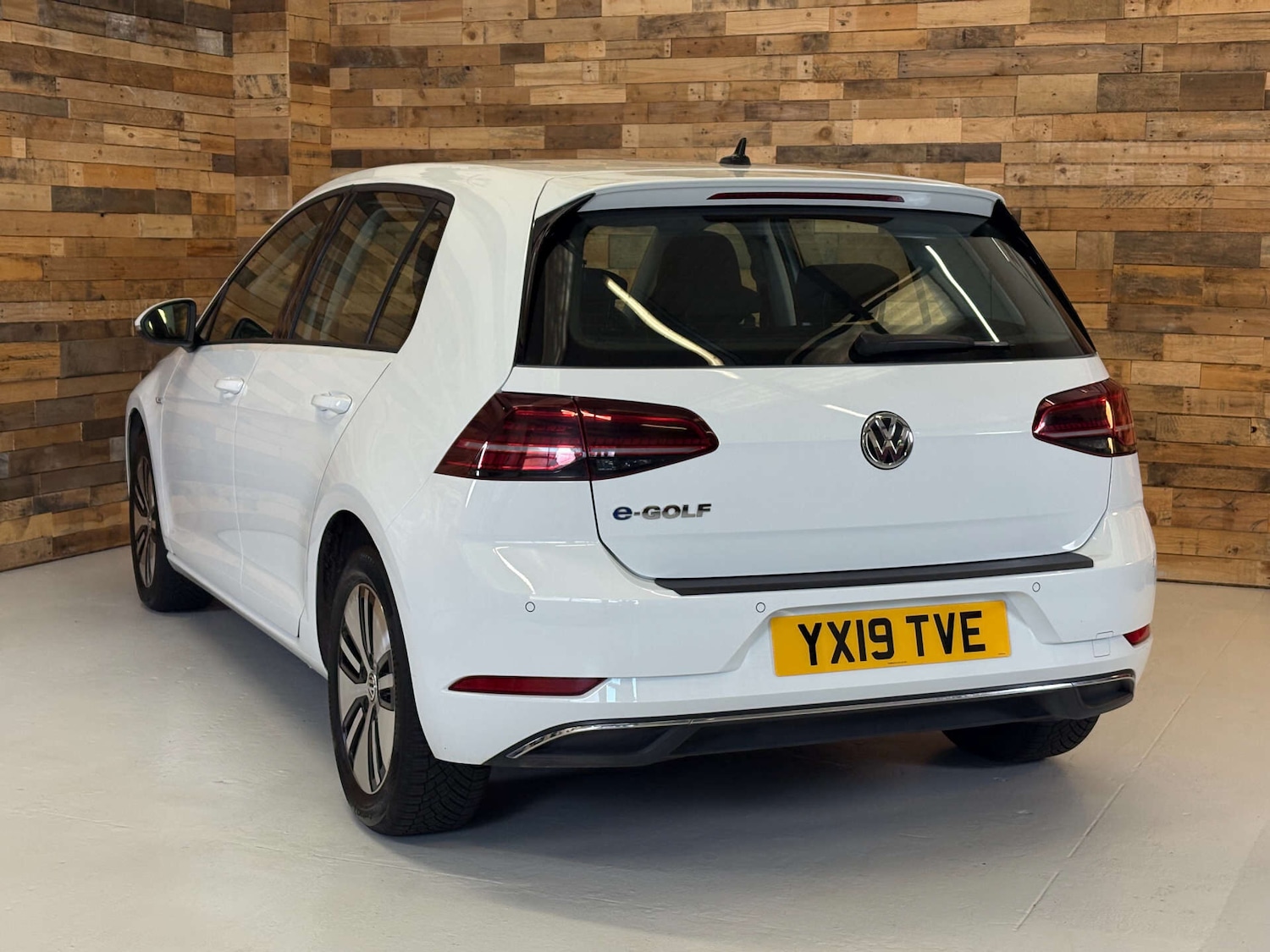 Used Volkswagen Golf 2019 for sale - 76569397: Photo 72