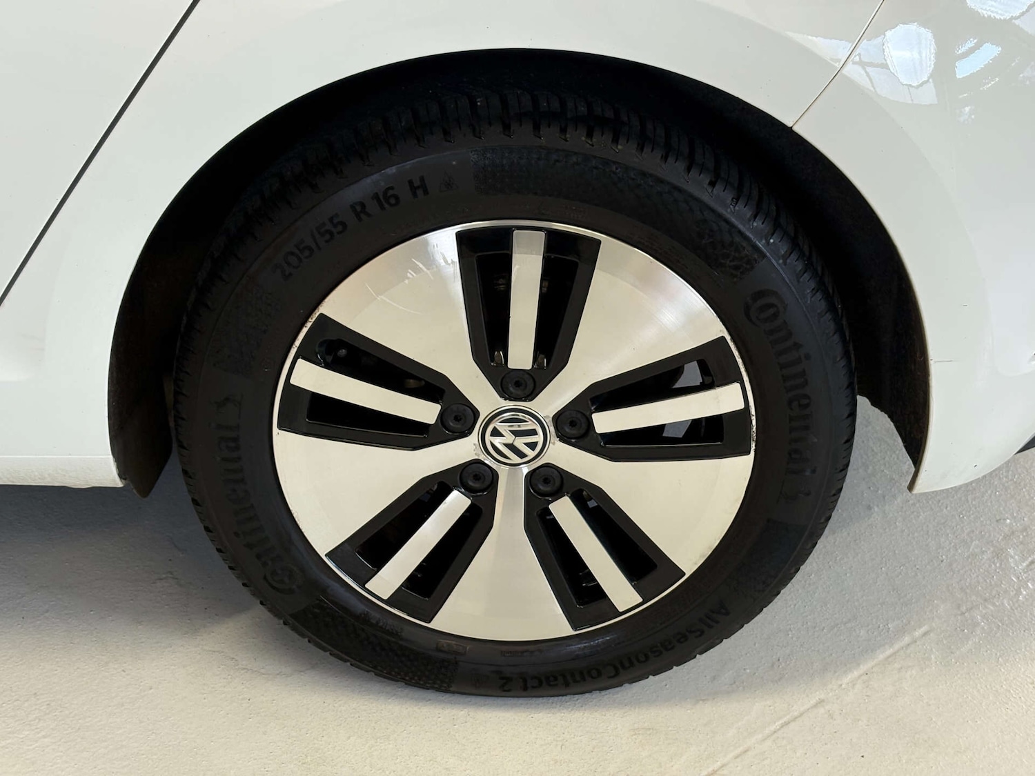 Used Volkswagen Golf 2019 for sale - 76569397: Photo 76