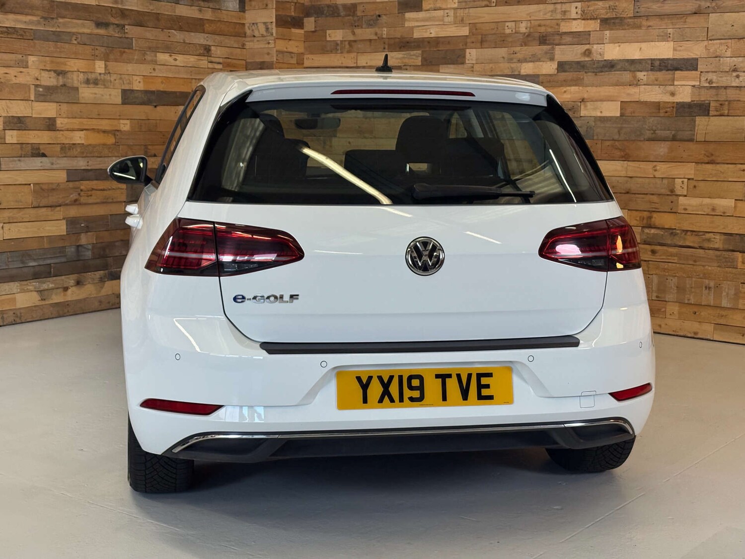 Used Volkswagen Golf 2019 for sale - 76569397: Photo 81