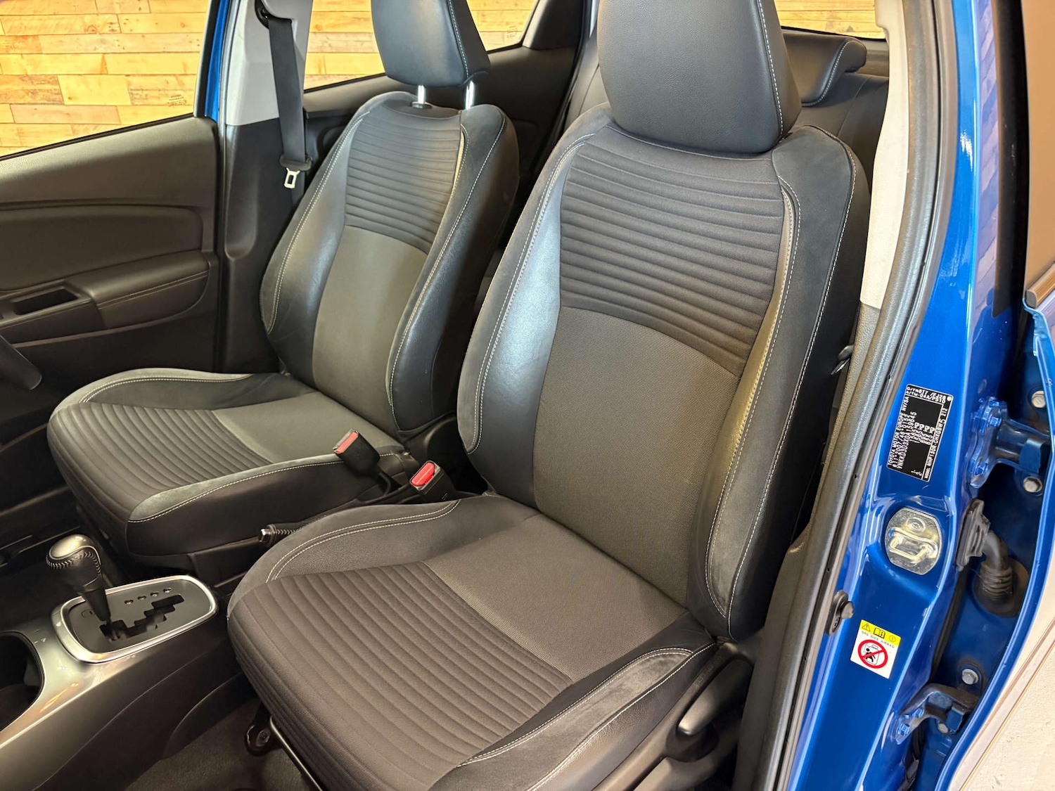 Used Toyota Yaris 2015 for sale - 76324071: Photo 12