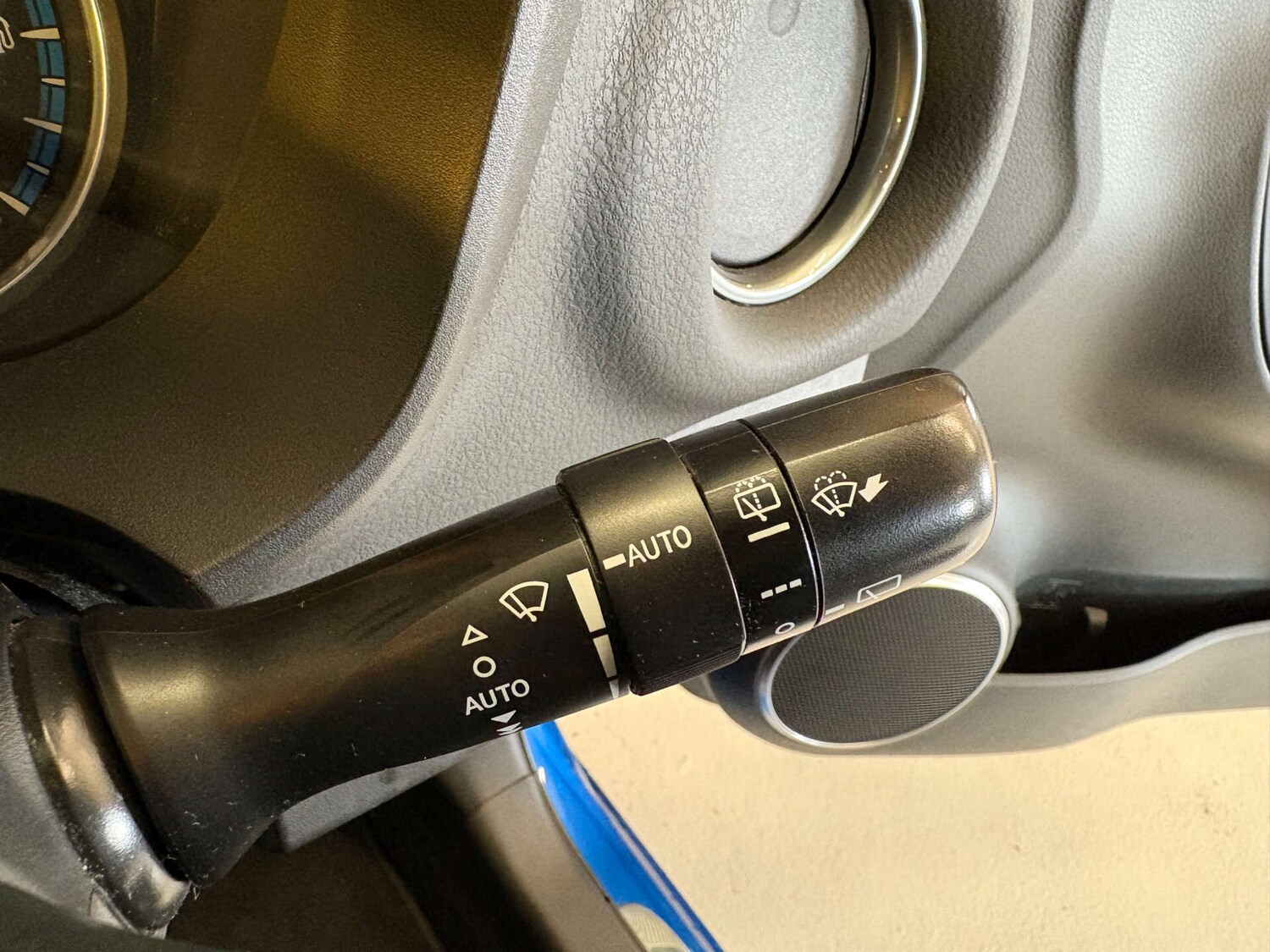 Used Toyota Yaris 2015 for sale - 76324071: Photo 73