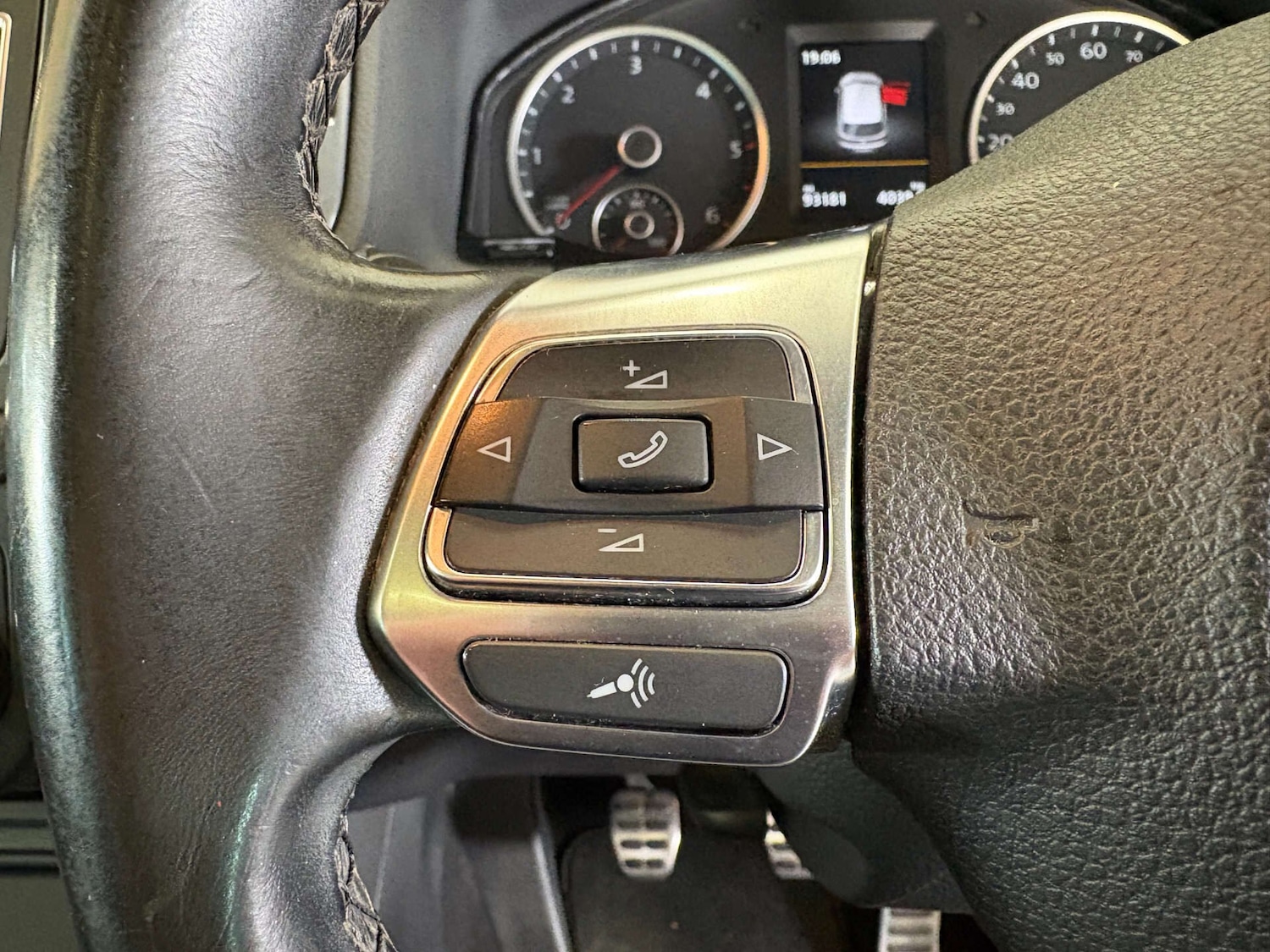 Vehicle 44