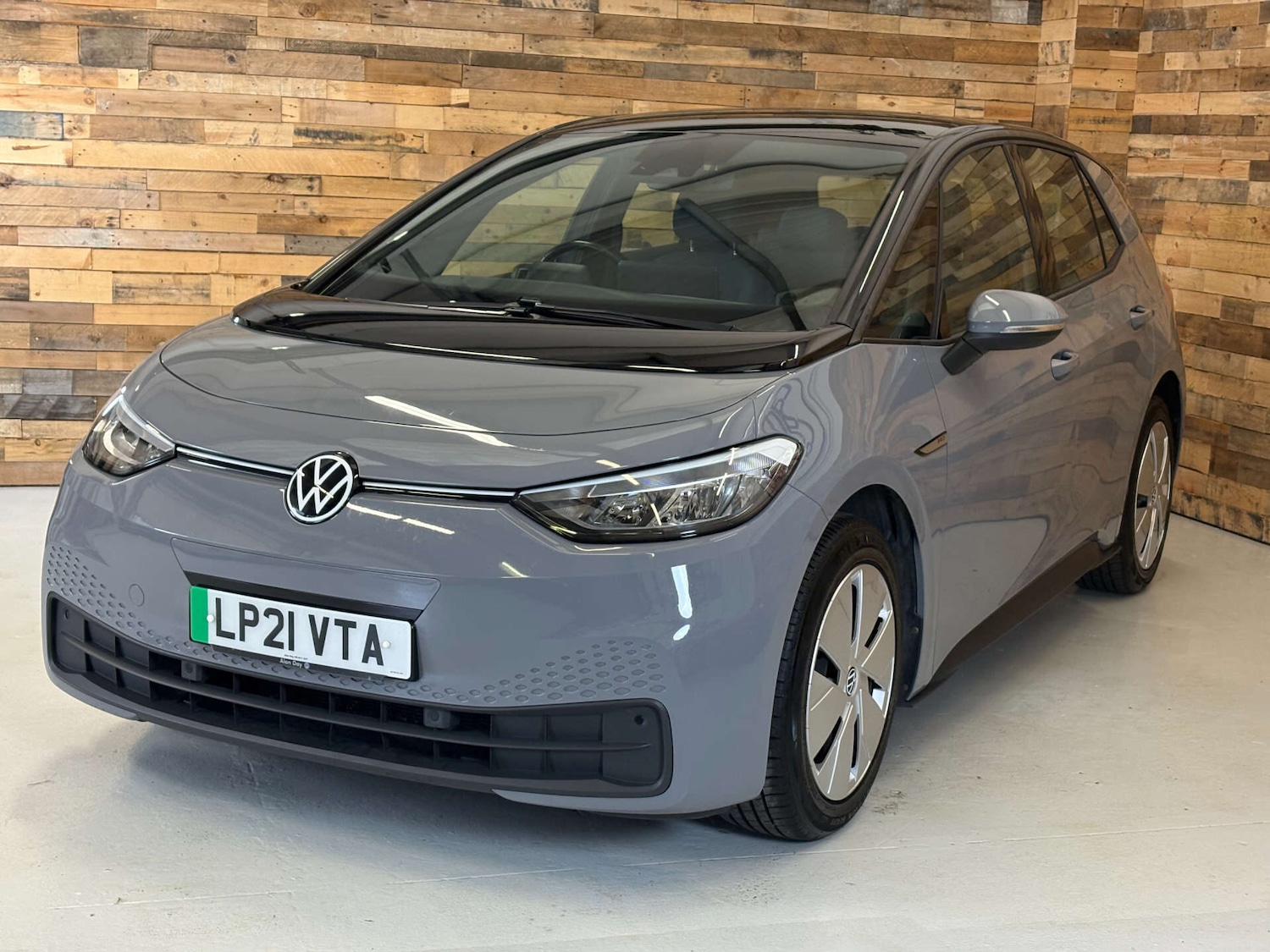 Used Volkswagen ID.3 2021 for sale - 76922767: Photo 3