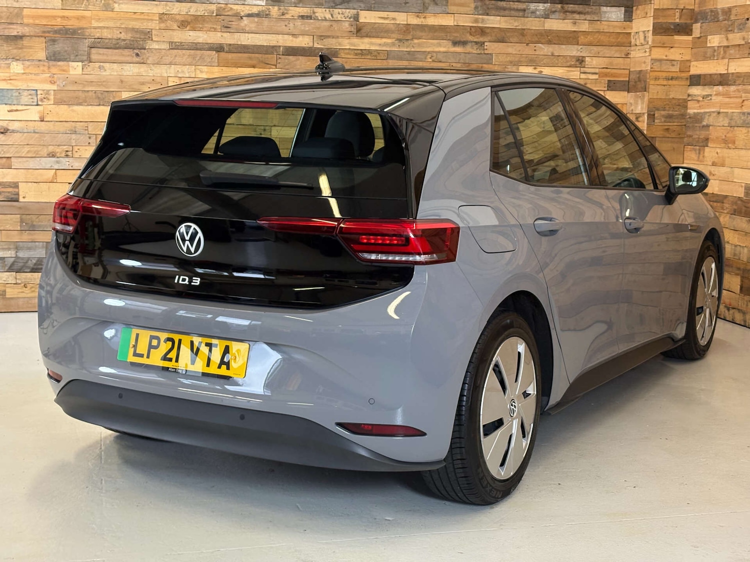 Used Volkswagen ID.3 2021 for sale - 76922767: Photo 6