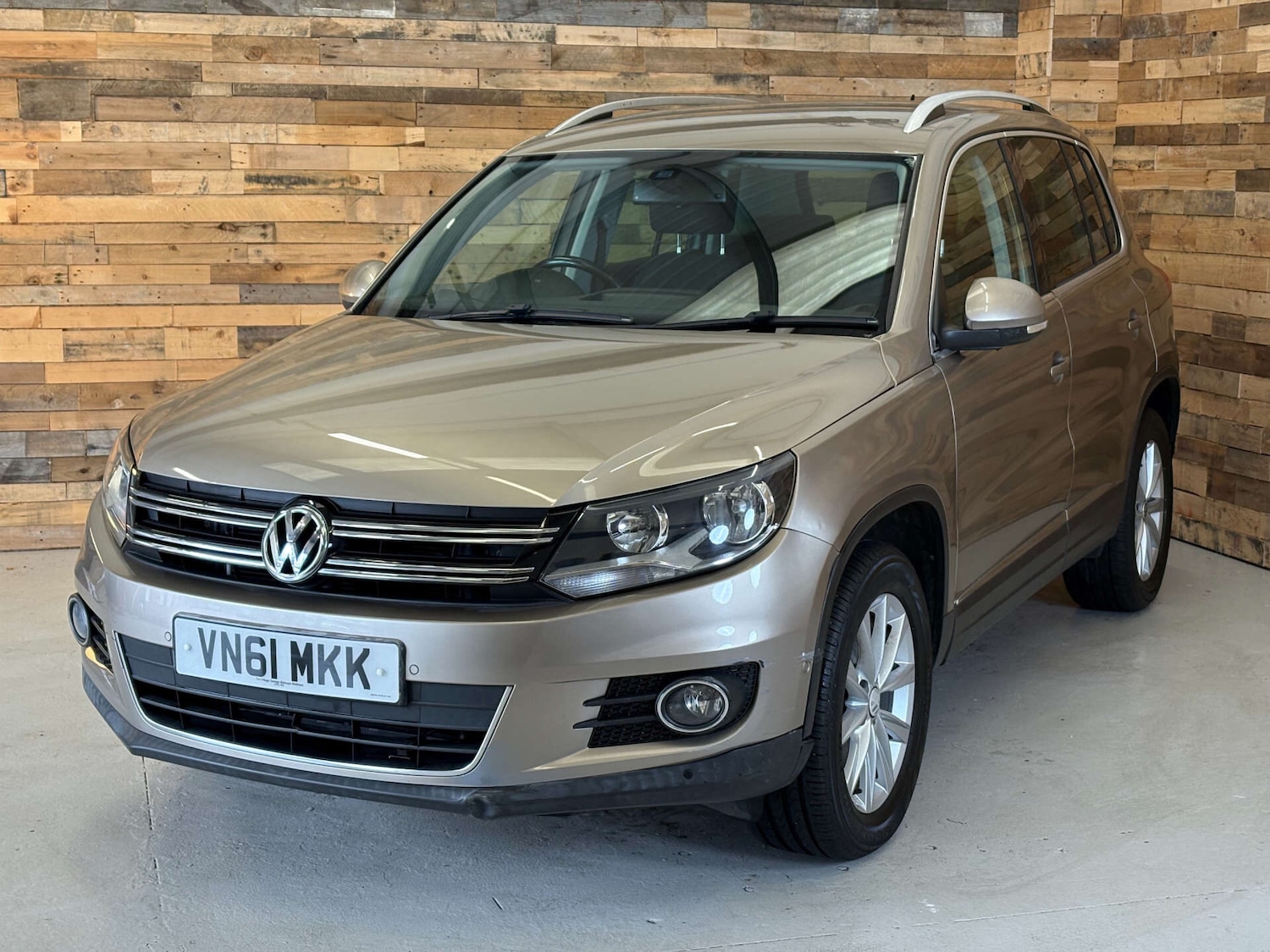 Used Volkswagen Tiguan 2011 for sale - 76171639: Photo 12