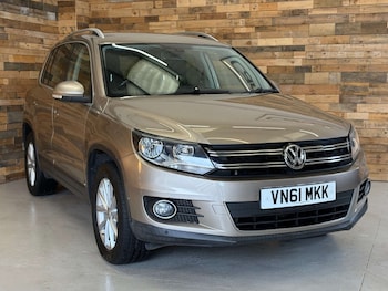 Volkswagen - Tiguan
