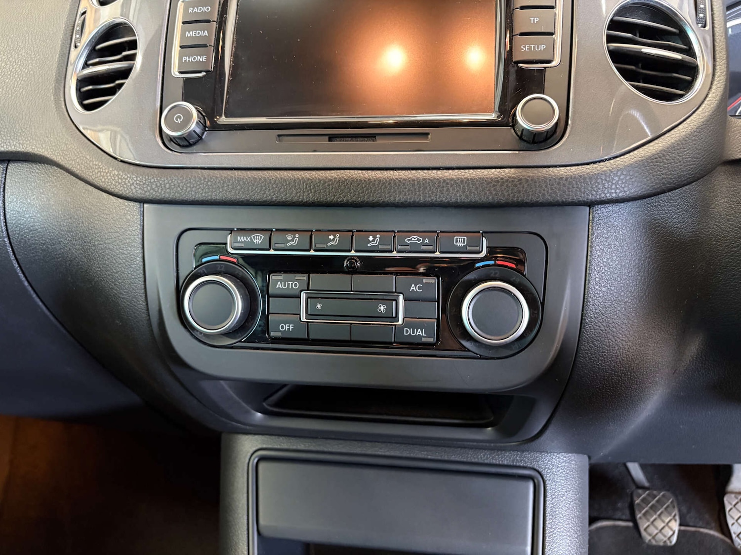 Used Volkswagen Tiguan 2011 for sale - 76171639: Photo 21