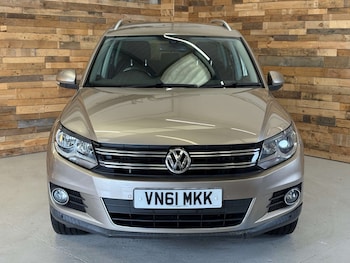 Used Volkswagen Tiguan 2011 for sale - 76171639: Photo 2